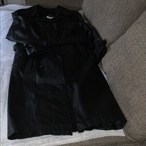 Vintage EUC Women's Black Leather Coat/Trench by Pelle Studio